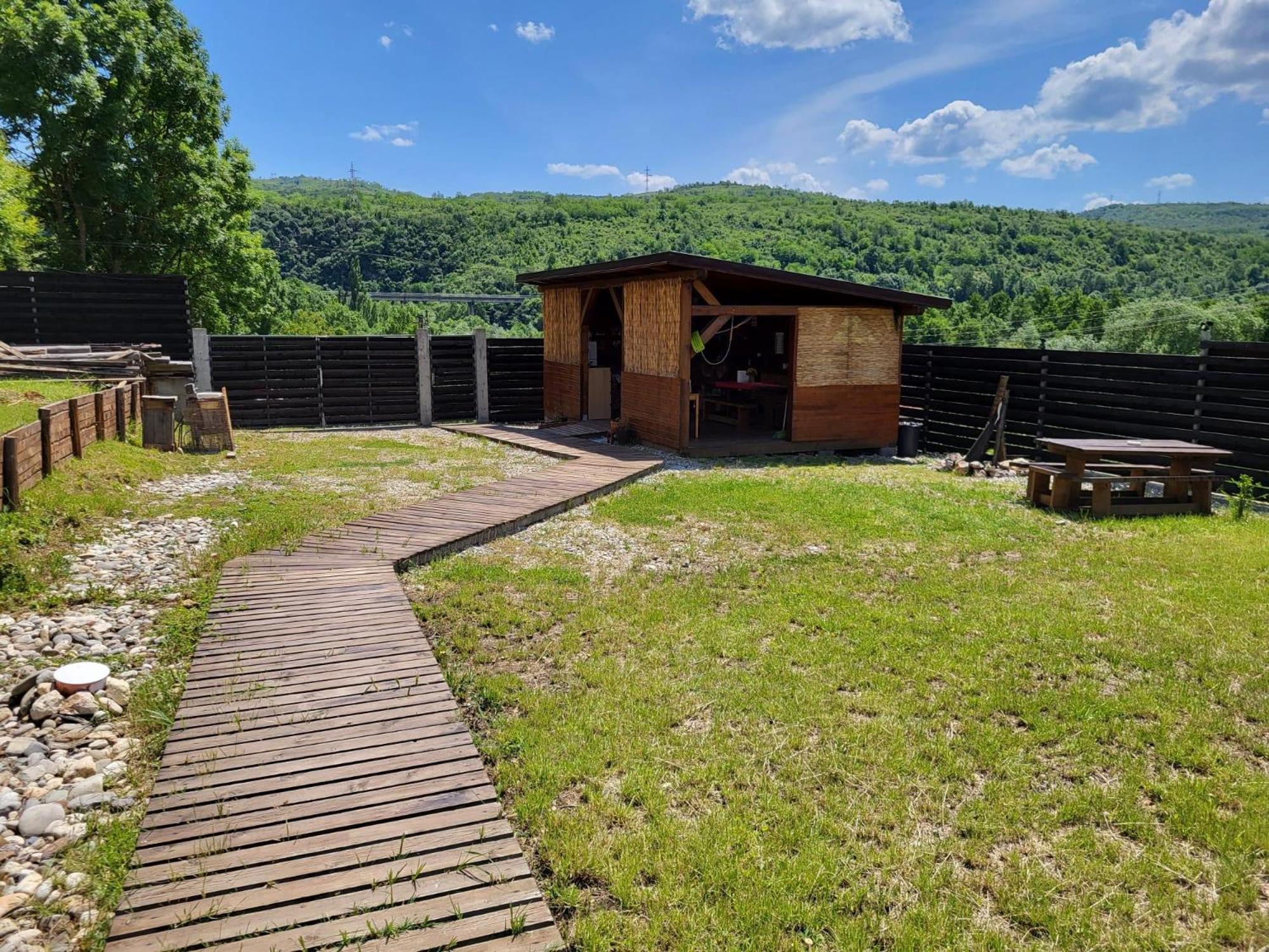 Casa Brankat Villa Crasova Exterior photo